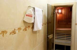 Гостиничный комплекс Добрый Финн Казань Номер полулюкс с сауной с одной большой кроватью-4