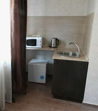 Гостиничный комплекс Добрый Финн Казань Полулюкс с сауной с одной большой кроватью + угловой раскладывающийся диван-3